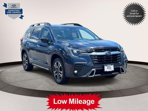 Certified 2025 Subaru Ascent Touring AWD/4WD image 1