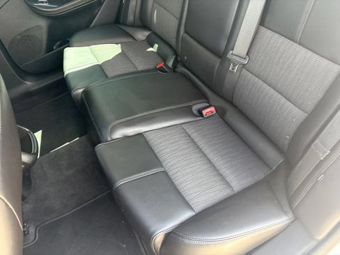 Used 2016 Chevrolet Impala LT w/ Convenience Package FWD image 39