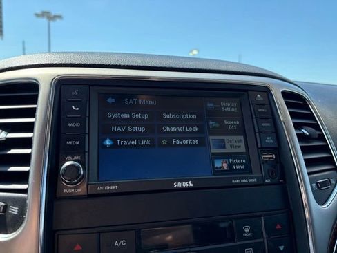 Used 2012 Jeep Grand Cherokee Limited AWD/4WD image 16