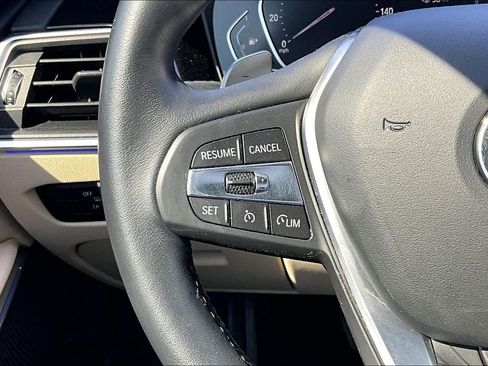 Used 2021 BMW 330i Sedan w/ Driving Assistance Package image 11