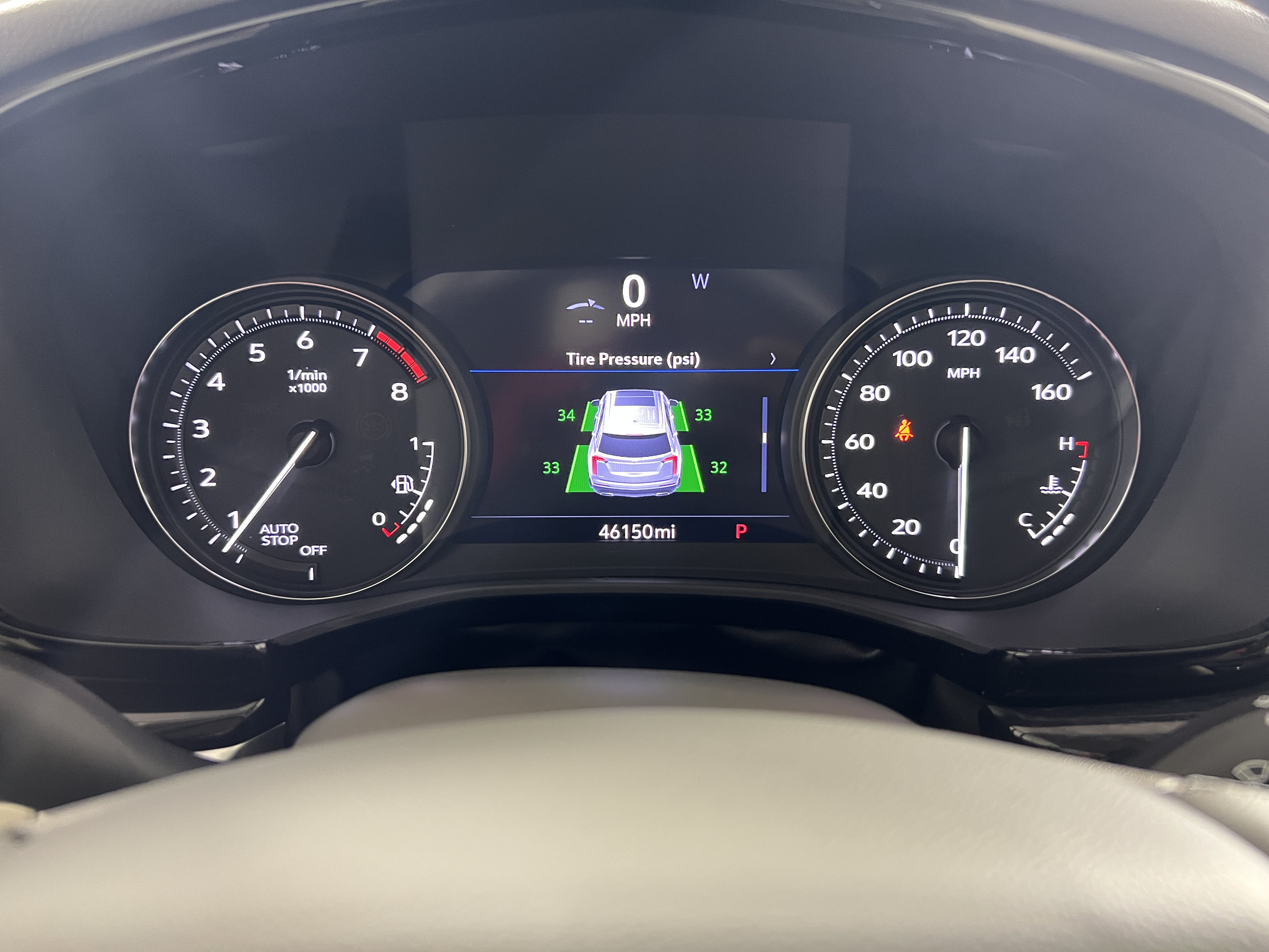 Used 2024 Cadillac XT6 Premium Luxury w/ Technology Package FWD image 16