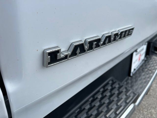 Used 2025 RAM 1500 Laramie AWD/4WD image 6