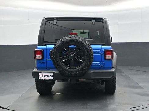 Used 2022 Jeep Wrangler Unlimited Sport AWD/4WD image 5