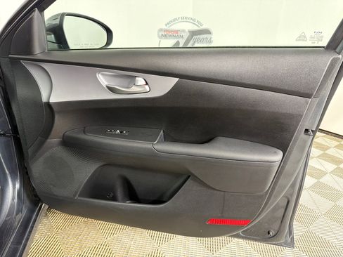 Used 2024 Kia Forte LXS FWD image 14