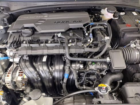 New 2026 Hyundai Elantra SEL Sport FWD image 7