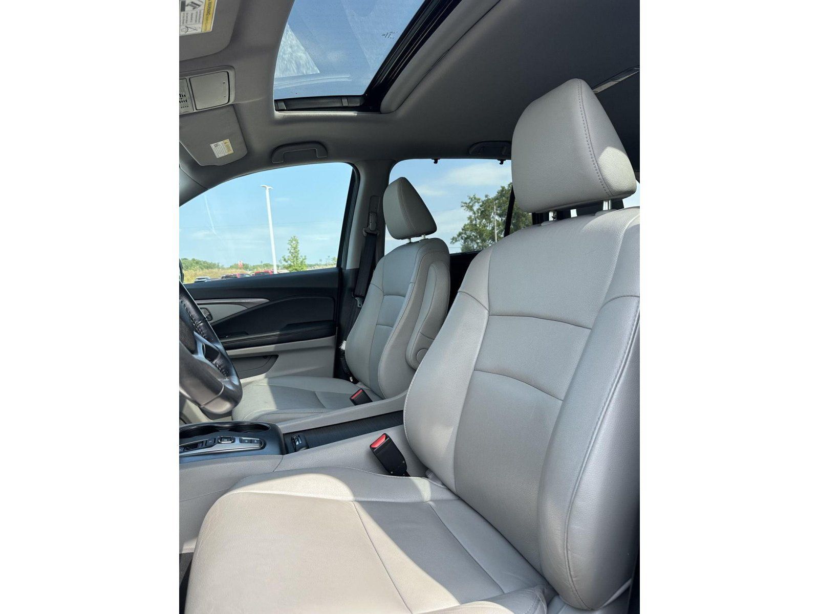 Used 2021 Honda Pilot Special Edition image 44