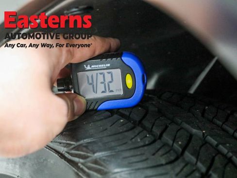 Used 2021 Jeep Renegade Limited image 25