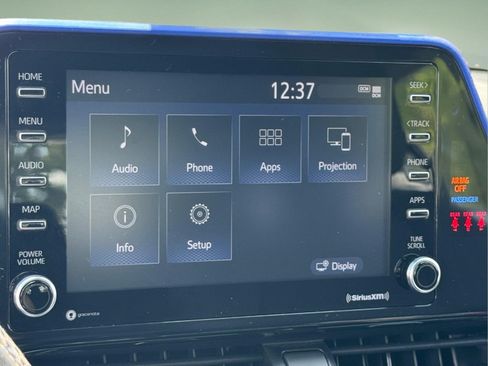 Used 2021 Toyota C-HR XLE FWD image 27