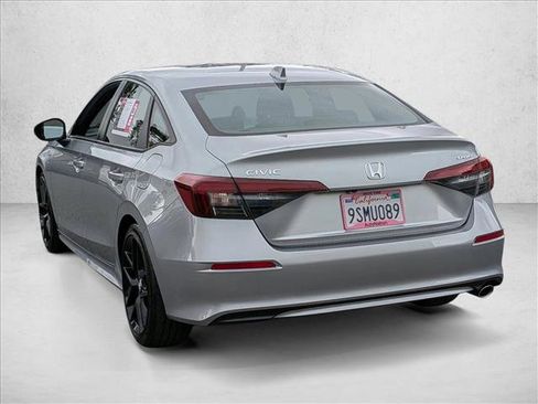 Certified 2025 Honda Civic Sport image 8