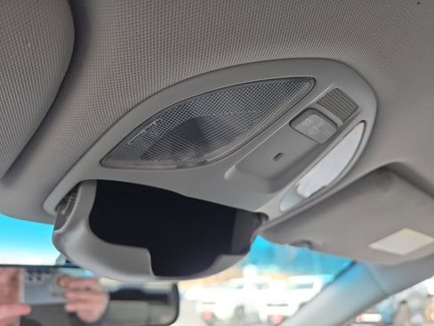 Used 2017 Hyundai Santa Fe Sport image 29