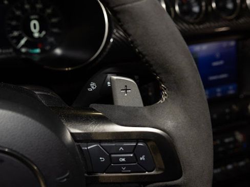 Used 2022 Ford Mustang Shelby GT500 w/ Carbon Fiber Track Pack image 42