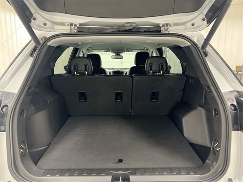 Used 2020 Chevrolet Equinox Premier image 23