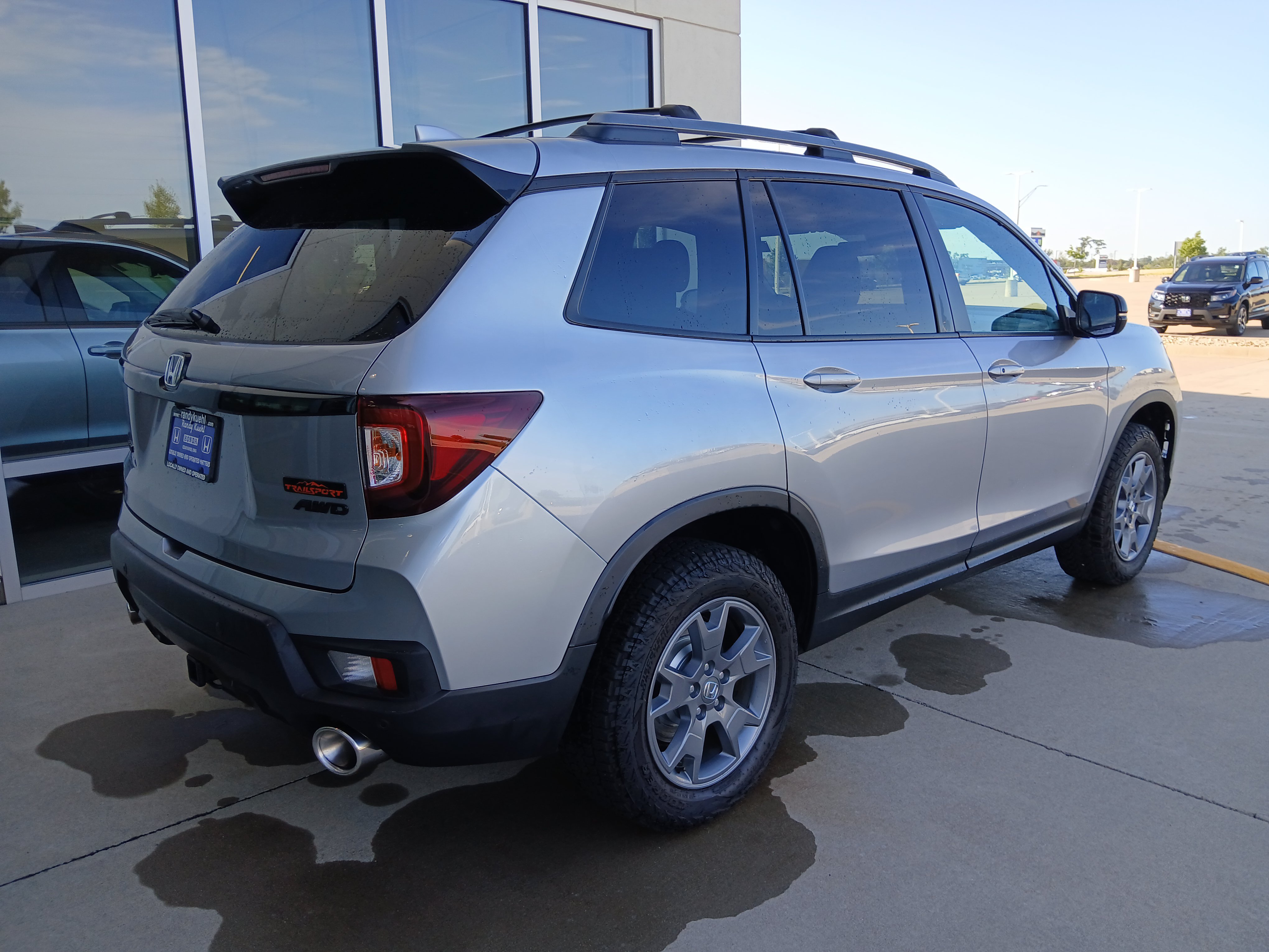 Used 2025 Honda Passport TrailSport image 7
