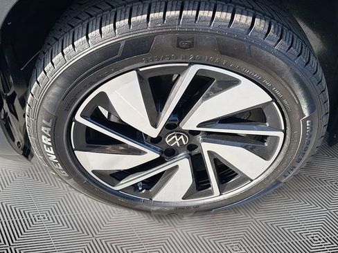 Used 2024 Volkswagen Atlas SE AWD/4WD image 31