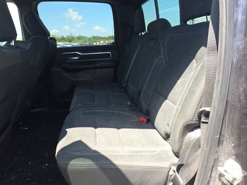 Used 2019 RAM 1500 Big Horn AWD/4WD image 9