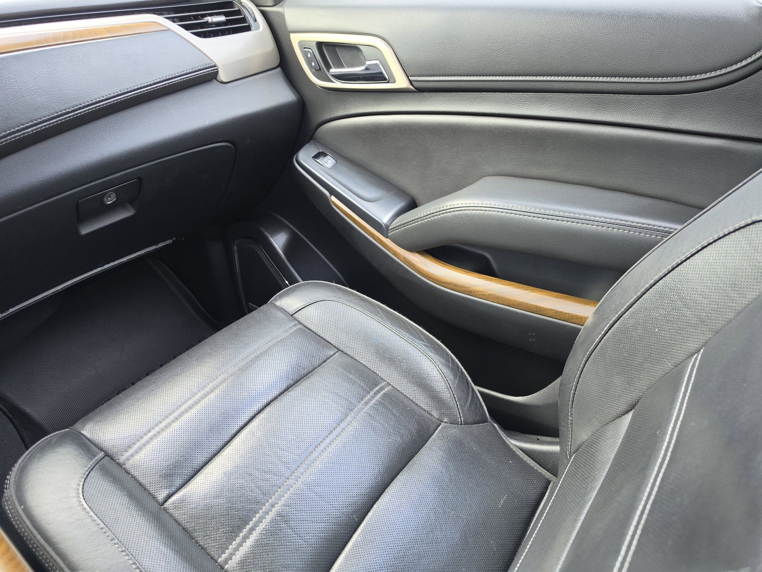 Used 2020 GMC Yukon XL Denali RWD image 18