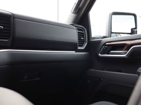 New 2026 Chevrolet Silverado 2500 LT w/ Safety Package image 38