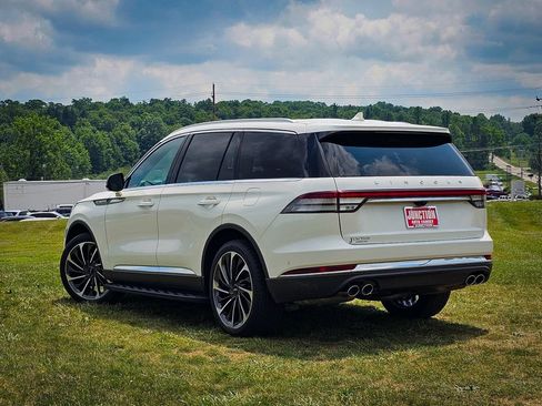 Used 2023 Lincoln Aviator Reserve w/ Equipment Group 201A AWD/4WD image 5