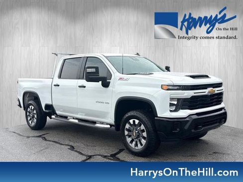 Certified 2025 Chevrolet Silverado 2500 Custom w/ Custom Value Package AWD/4WD image 1
