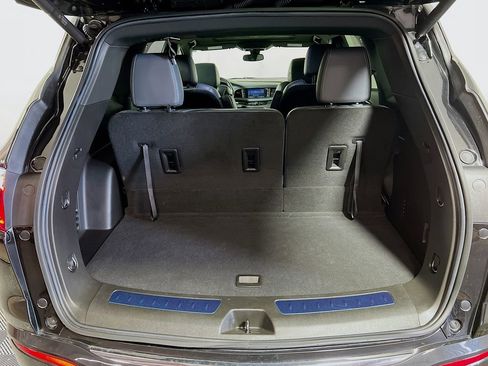 Used 2024 Buick Enclave Essence w/ Experience Buick Package AWD/4WD image 23
