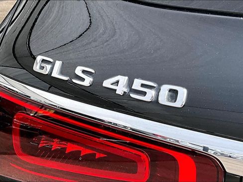 Used 2020 Mercedes-Benz GLS 450 4MATIC image 10