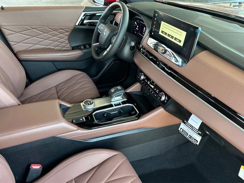 New 2025 Mitsubishi Outlander SEL image 17