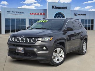Used 2022 Jeep Compass Latitude video 1