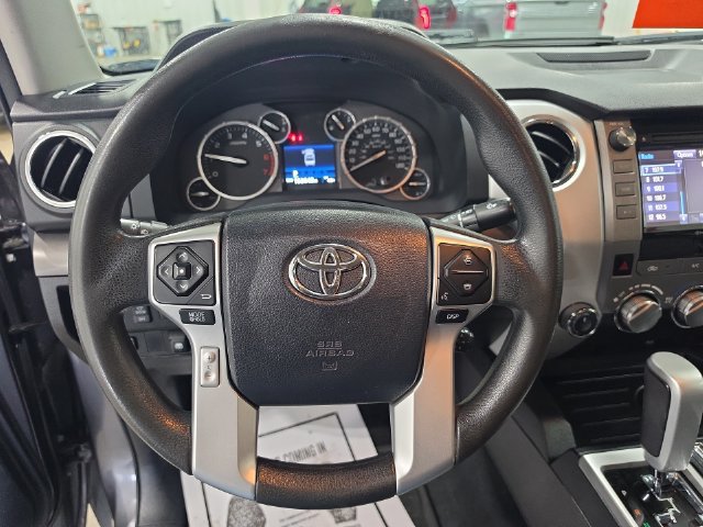 Used 2015 Toyota Tundra SR5 w/ TRD Off Road Package AWD/4WD image 18