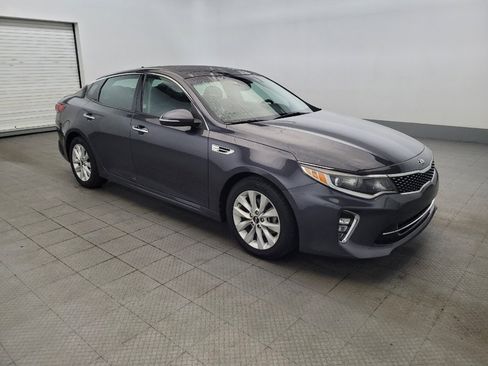 Used 2018 Kia Optima S w/ Panoramic Sunroof Package FWD image 13