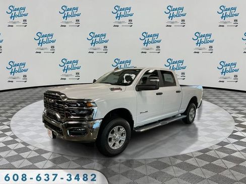 Used 2026 RAM 2500 Big Horn AWD/4WD image 1