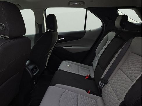 Used 2019 Chevrolet Equinox LS FWD image 10