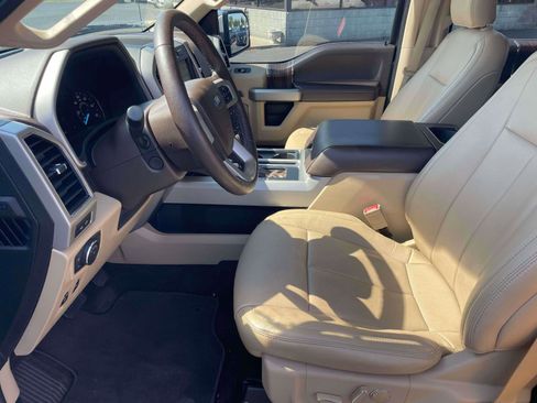 Used 2018 Ford F150 Lariat w/ Equipment Group 502A Luxury image 5