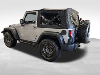 Used 2015 Jeep Wrangler Sport video 3