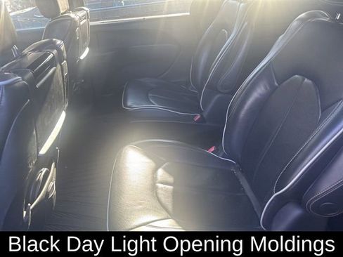 Used 2019 Chrysler Pacifica Limited w/ Advanced Safetytec Group image 37