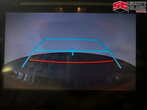 Used 2017 Toyota Tacoma TRD Off-Road w/ Premium & Technology Package AWD/4WD image 26