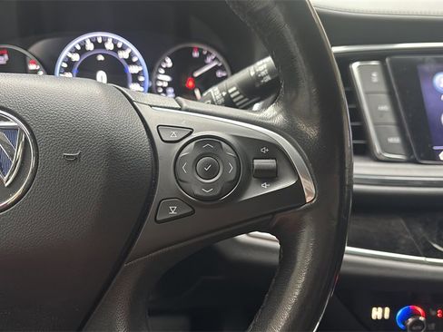 Used 2020 Buick Enclave Avenir w/ Avenir Technology Package image 26