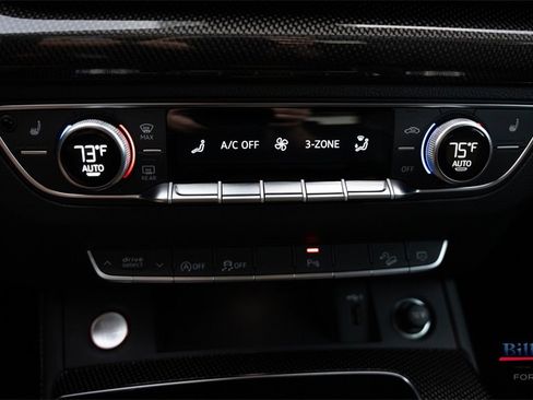 Used 2023 Audi SQ5 Premium Plus w/ Premium Plus Package image 21