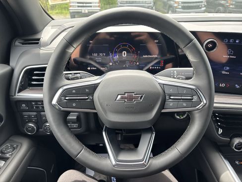 New 2026 Chevrolet Suburban Z71 w/ Comfort Package image 17