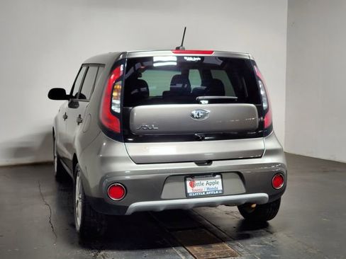 Used 2019 Kia Soul + image 23