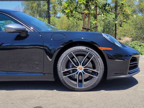 New 2026 Porsche 911 Carrera T RWD image 11
