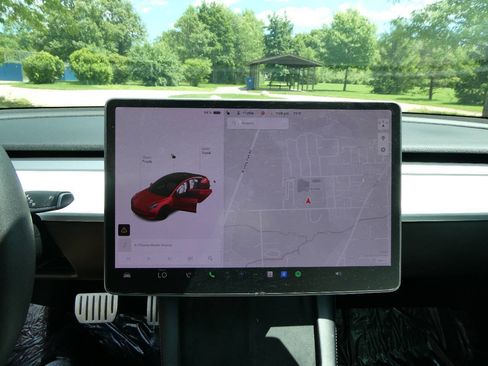 Used 2021 Tesla Model 3 Performance AWD/4WD image 15
