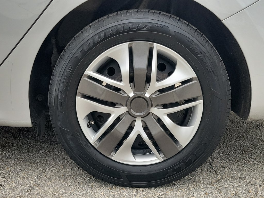 Used 2023 Kia Rio LX FWD image 10