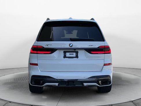 New 2026 BMW X7 xDrive40i w/ M Sport Package AWD/4WD image 6