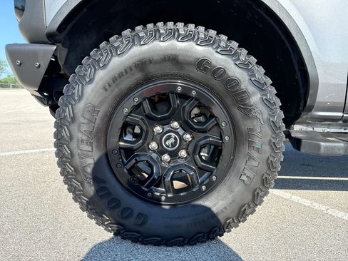 Used 2022 Ford Bronco Wildtrak AWD/4WD image 18