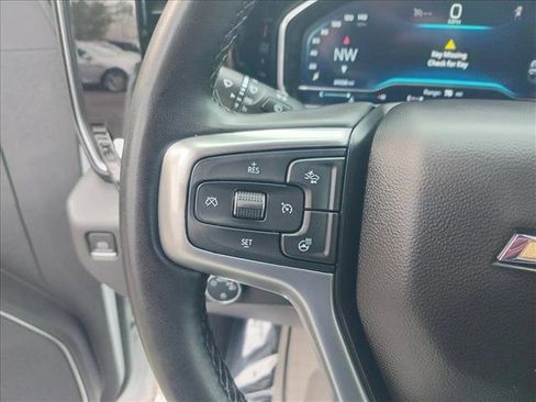 Used 2023 Chevrolet Silverado 1500 LT image 17