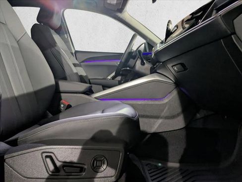 Certified 2025 Audi Q5 Premium w/ Convenience Package image 25