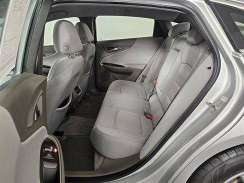 Used 2018 Chevrolet Malibu LT image 20