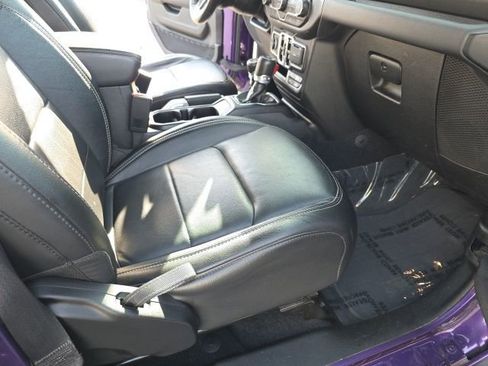 Used 2023 Jeep Wrangler Unlimited Sahara w/ Cold Weather Group image 43