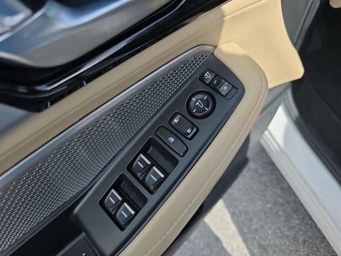 Certified 2023 Acura MDX SH-AWD w/ Technology Package image 19
