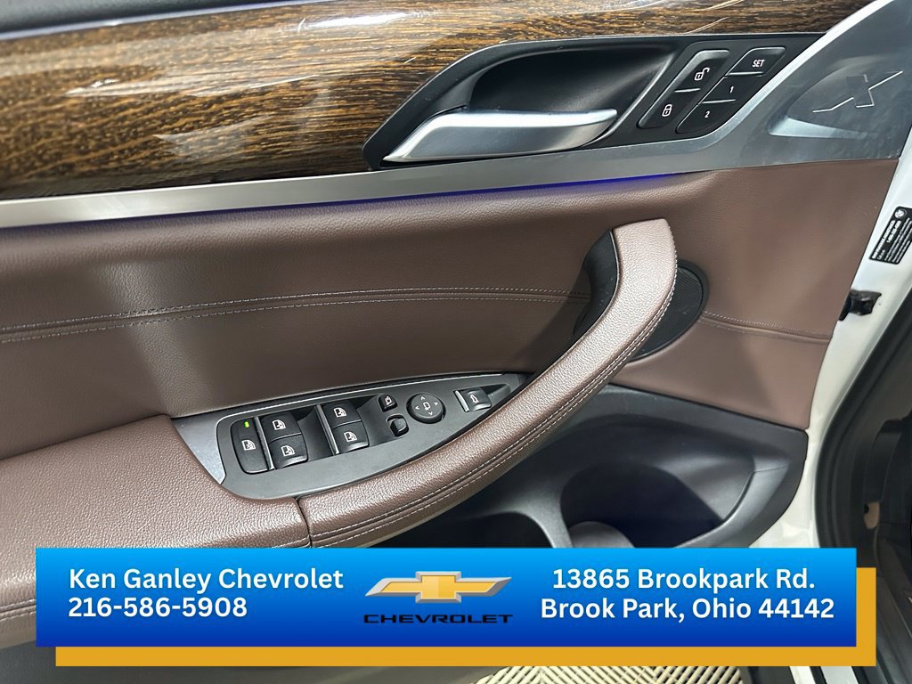 Used 2019 BMW X3 xDrive30i w/ Premium Package AWD/4WD image 9